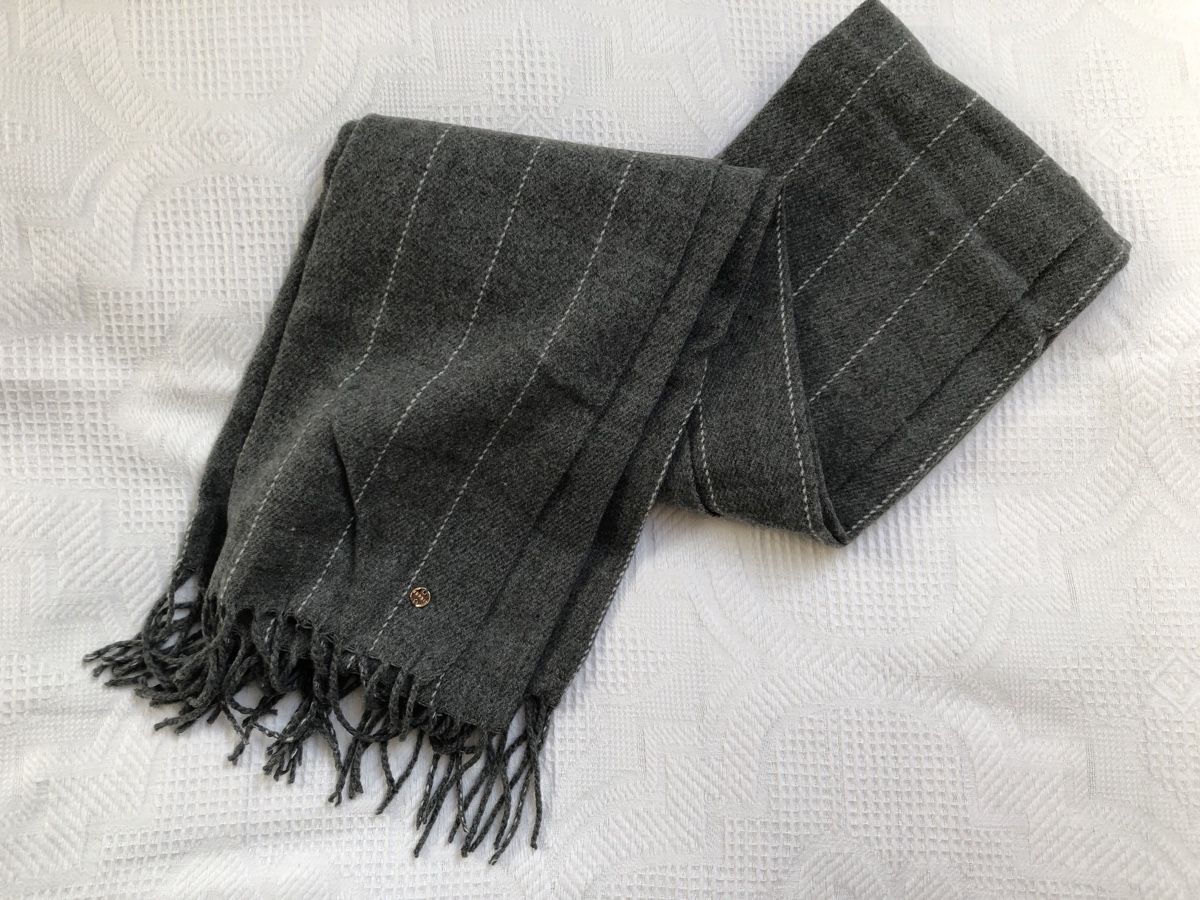 Esprit Foulard & Sciarpe: Esprit Schal – Usato da Zürich venduto da sel_9kd