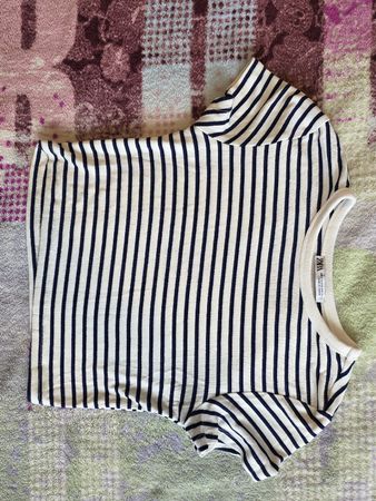 Zara crop top, blau-weisse Streifen, Grösse M - Top Zustand!