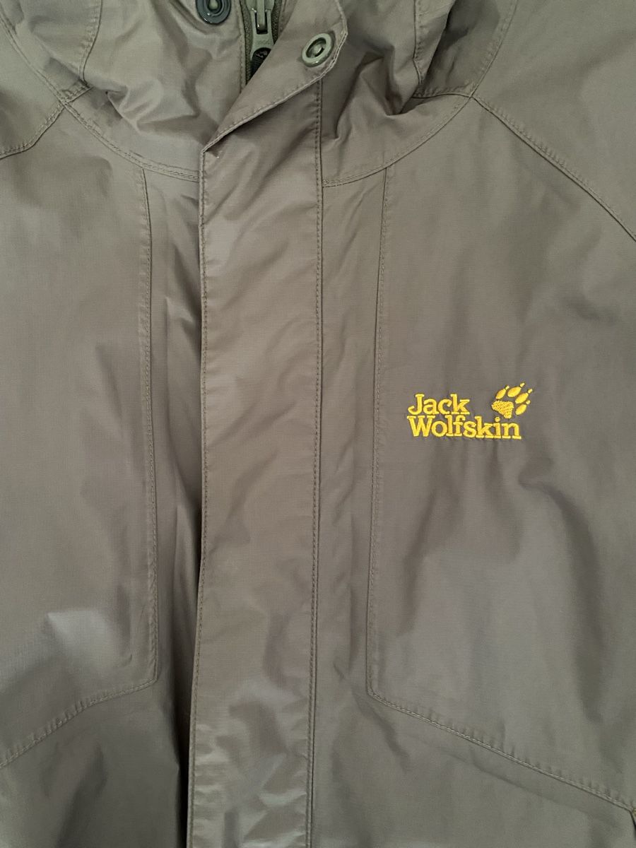 Jack Wolfskin Giacche: Jack Wolfskin Regenjacke, Windjacke M – Usato da Münchenstein venduto da Ladypink7 3