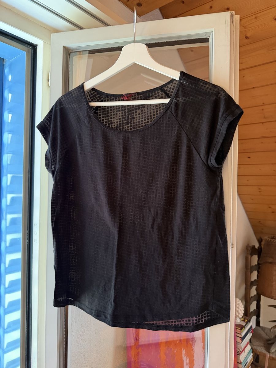 T-shirts: Damen T-Shirt Schwarz – D'occasion à Zürich par BettinaMarie2308