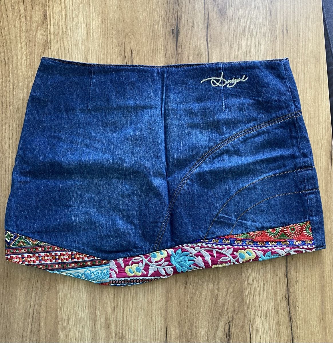 Desigual Gonne: Mini-jupe en jeans Desigual – Nuovo (secondo la descrizione) da Chézard-St-Martin venduto da monster2525 3