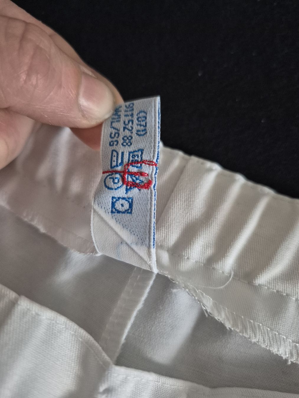 Hosen: Weisse Hose Grösse XL – Gebraucht aus Langenthal von Polarisstern 3