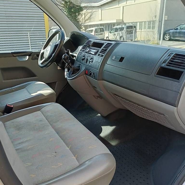Nutzfahrzeuge: Vw T5 transporter – Gebraucht aus Bironico von aut_v8ks 2