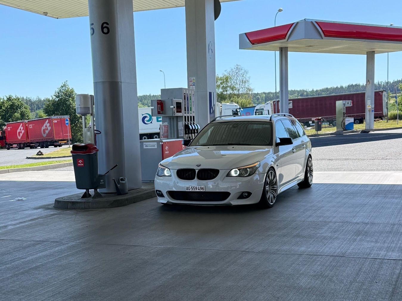BMW Automobili: BMW E60/E61 530d 2008r. Ab MFK – Usato da Schmiedrued venduto da kon_hg56