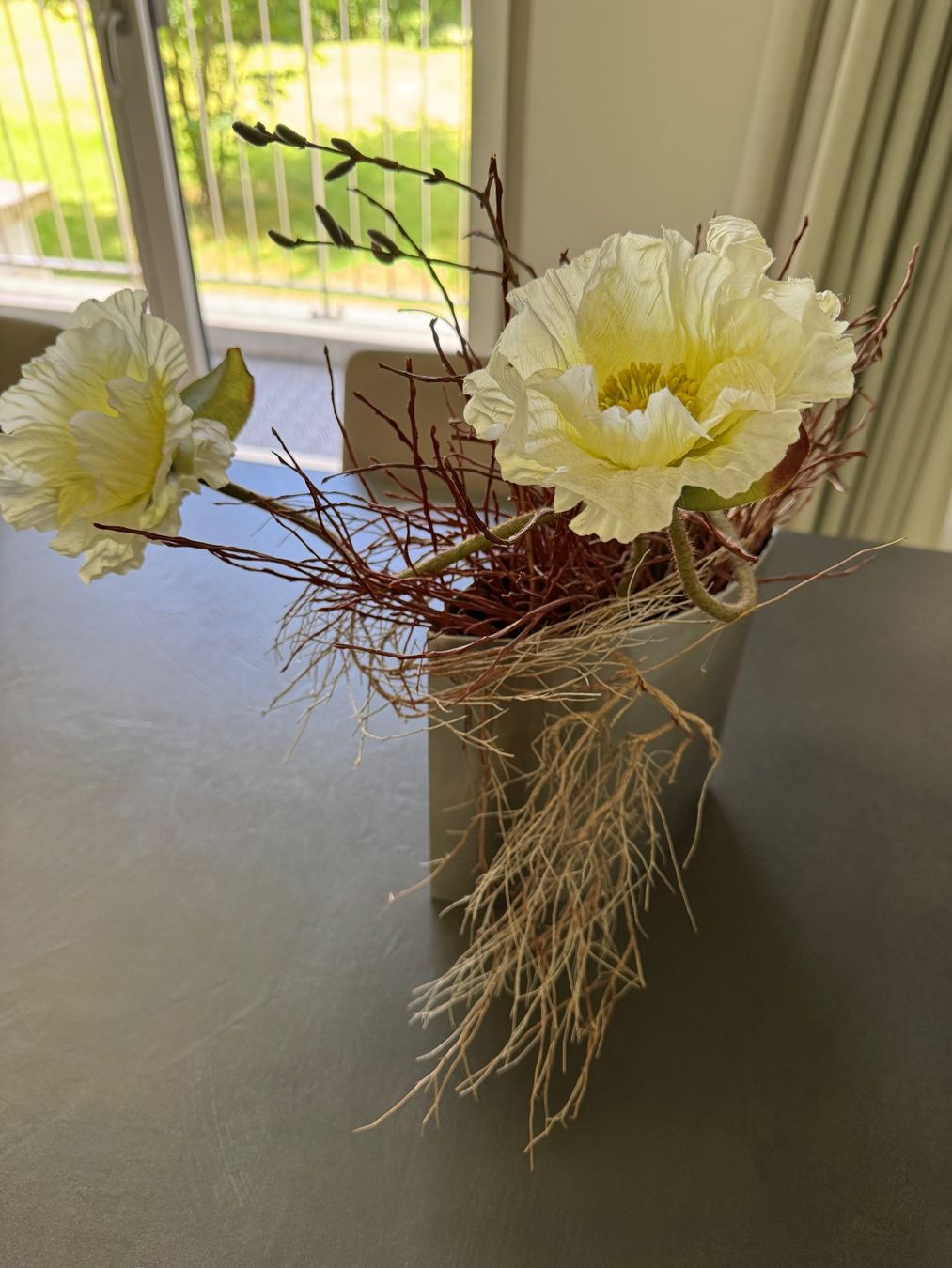 Tutte le decorazioni: Deko Kunstblumen in silberner Vase – Usato da Zürich venduto da Saskia125 2