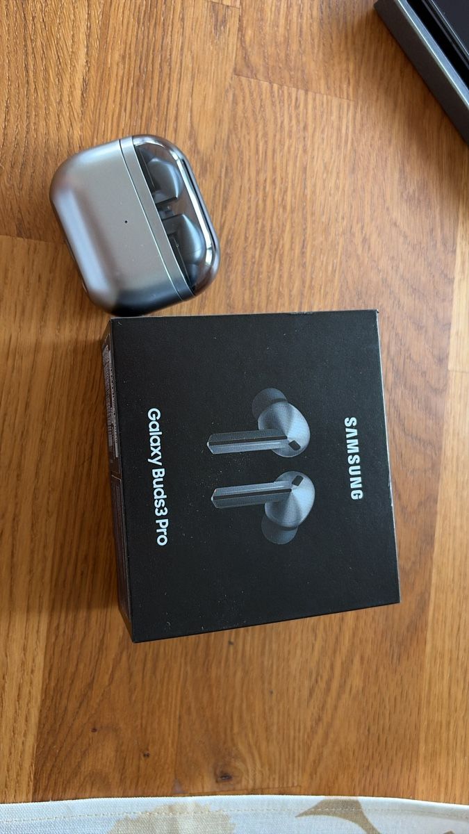Samsung Cuffie: Samsung Galaxy Buds 3 Pro – Usato da Zürich venduto da Koivusaari 3