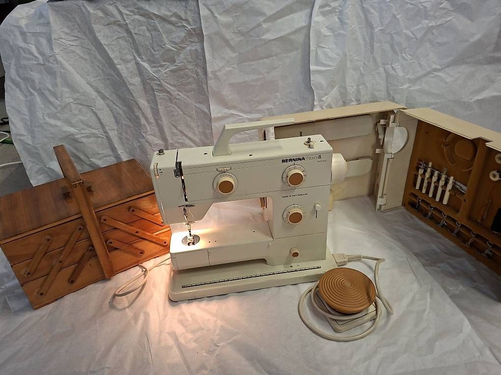 Bernina Nähmaschinen: Bernina 900 mit Zubehör – Gebraucht aus Olten von Mezopotamya 3