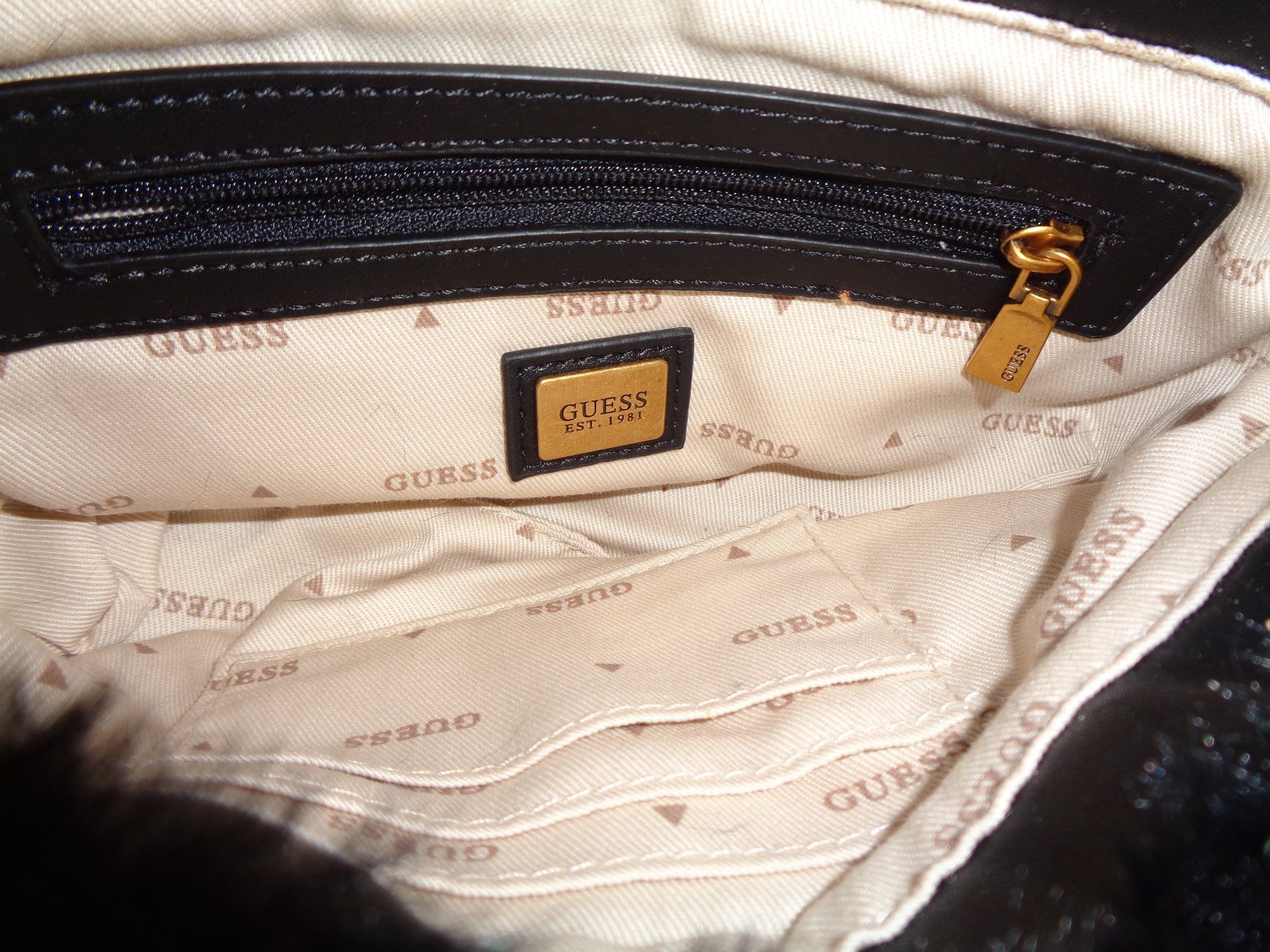 Guess Sacs femmes: GUESS Felltasche - neu – Neuf (Voir description) à Arbon par COCOplus 3