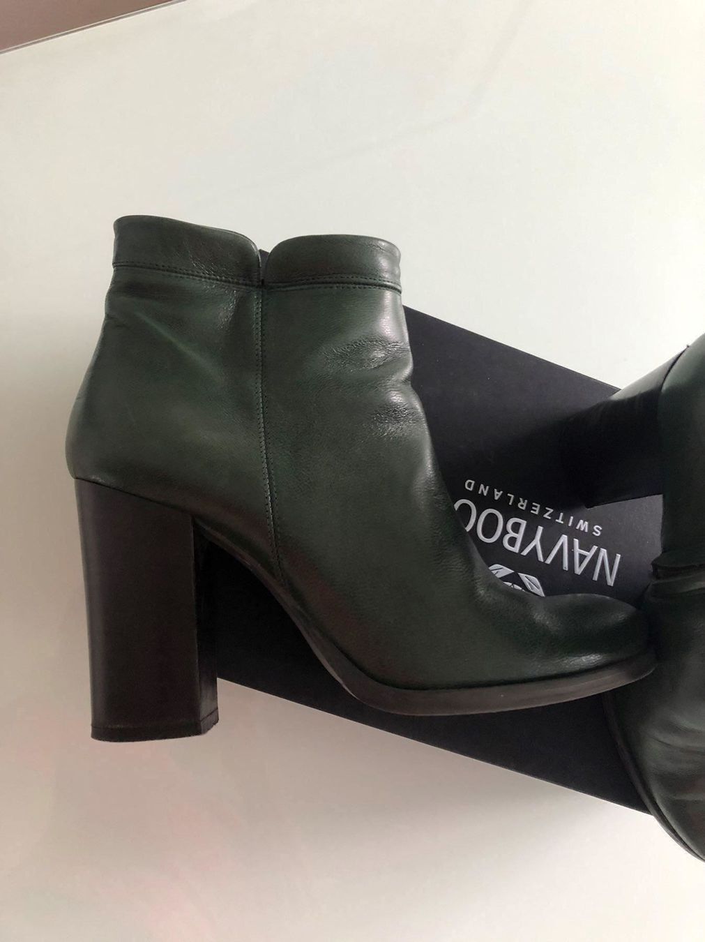 Scarpe da donna: Stiefeletten Dunkelgrün – Usato da Adliswil venduto da Jessik0 2