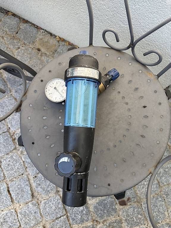 Sanitari: Wasser Enthärtungsanlage Swisskalk – Usato da Zug venduto da Riedi2 4