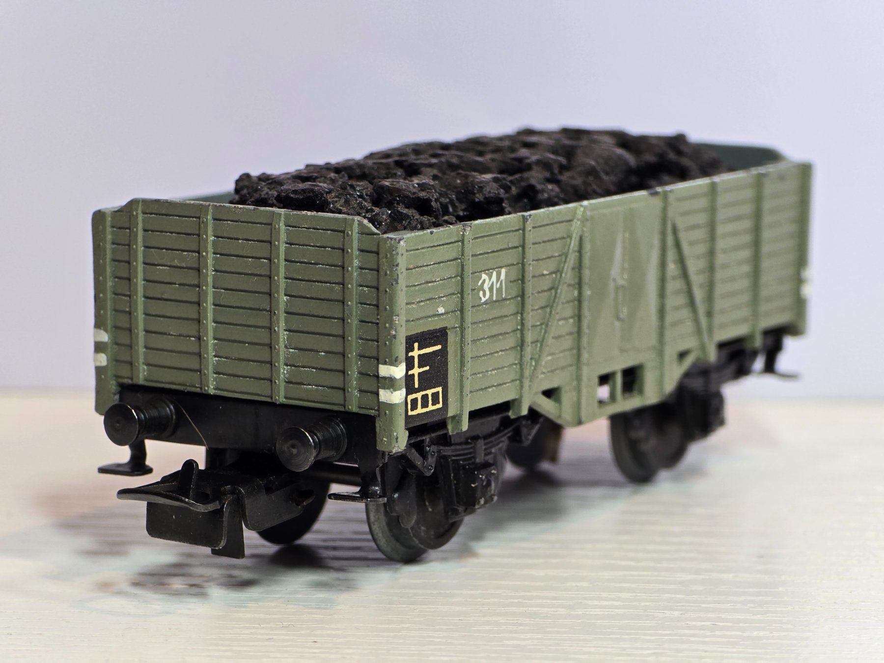 Märklin Modelleisenbahnen: Märklin, 311, grau, mit Kohlen Einsatz, Guss, – Gebraucht aus Kloten von Nicola2 4