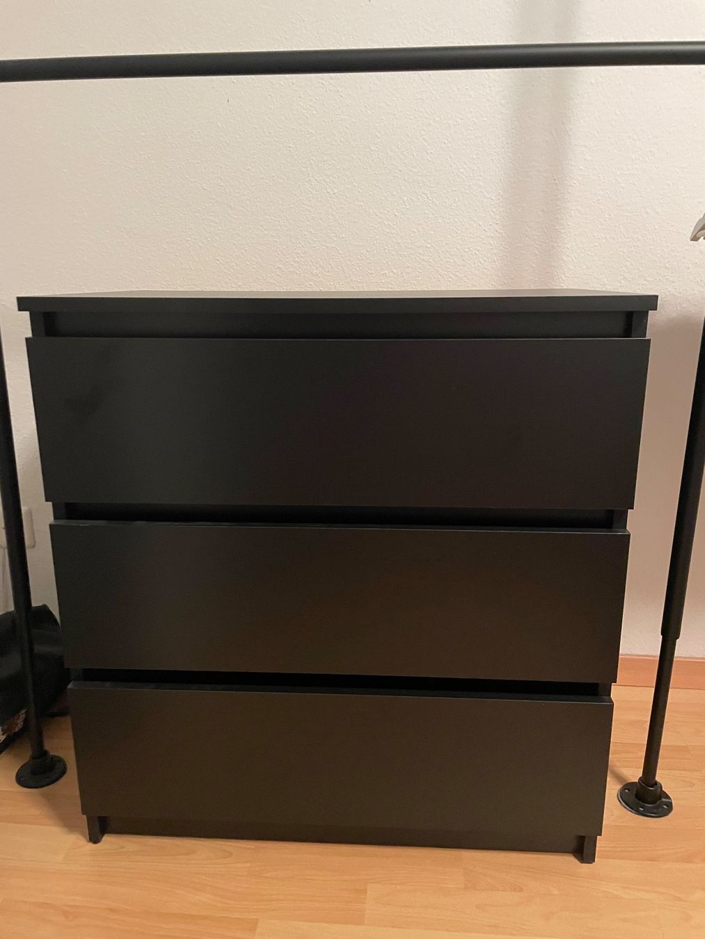 Kommoden: Kleine Schwarze Kommode – Gebraucht aus Rümlang von xl33 1