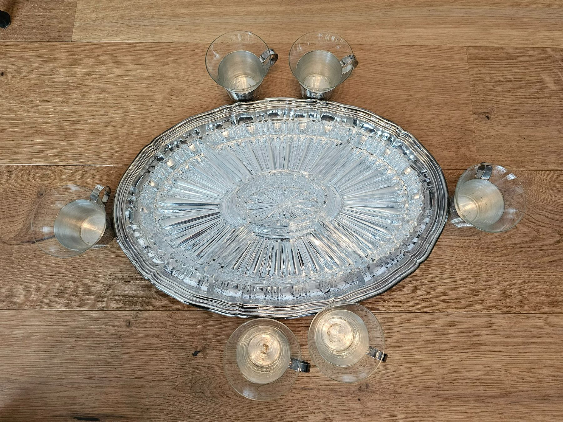Set di piatti: Teeservice Vintage 60iger Jahre versilbert – Usato da Oetwil a.d. Limmat venduto da grisilisi 2