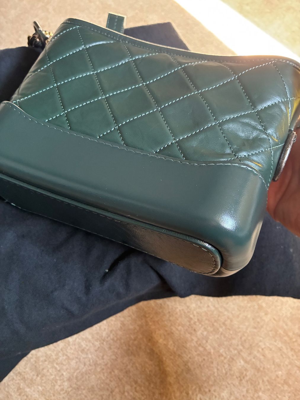 Chanel Borse da donna: Sac Chanel Gabrielle petit modèle en cuir – Nuovo (secondo la descrizione) da Lausanne venduto da PEX_Import 8