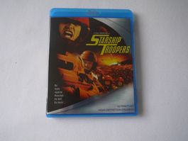 STARSHIP TROPERS(1997)- uncut