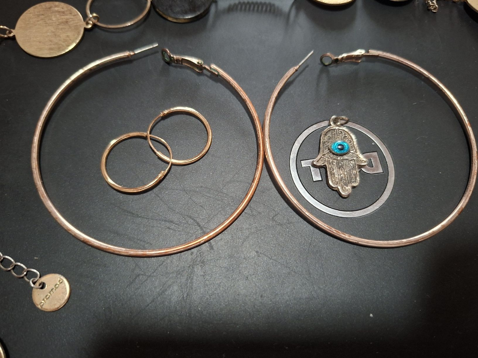 Sonstiger Schmuck: Lot bijoux divers boucles et collier  – Gebraucht aus Tannay von v1n1p00h 1