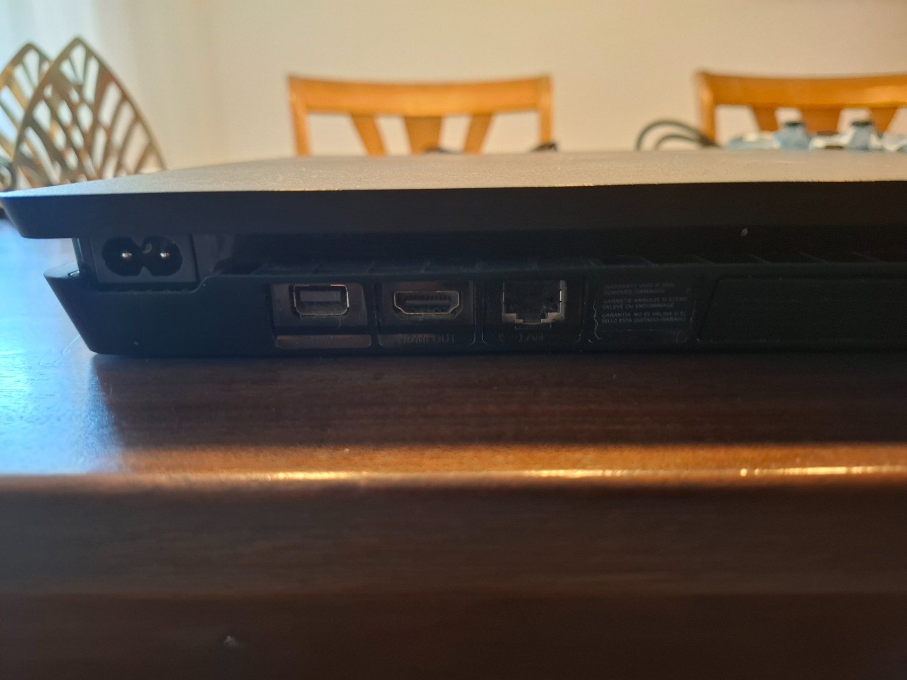 Sony Consoles: PS 4 Slim komplettes Set – D'occasion à Gipf-Oberfrick par Konsolen_Colin 1