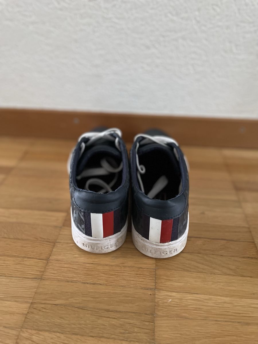 Tommy Hilfiger Scarpe da donna: Thommy Hilfiger Turnschuhe Gr.37 – Usato da Moosseedorf venduto da kordi01 1