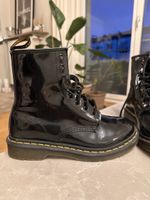 Dr. Martens Lack Stiefel, Schwarz, Grösse 39. Super Zustand!