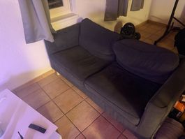 Gemütliches 2er Sofa / Couch zu verkaufen