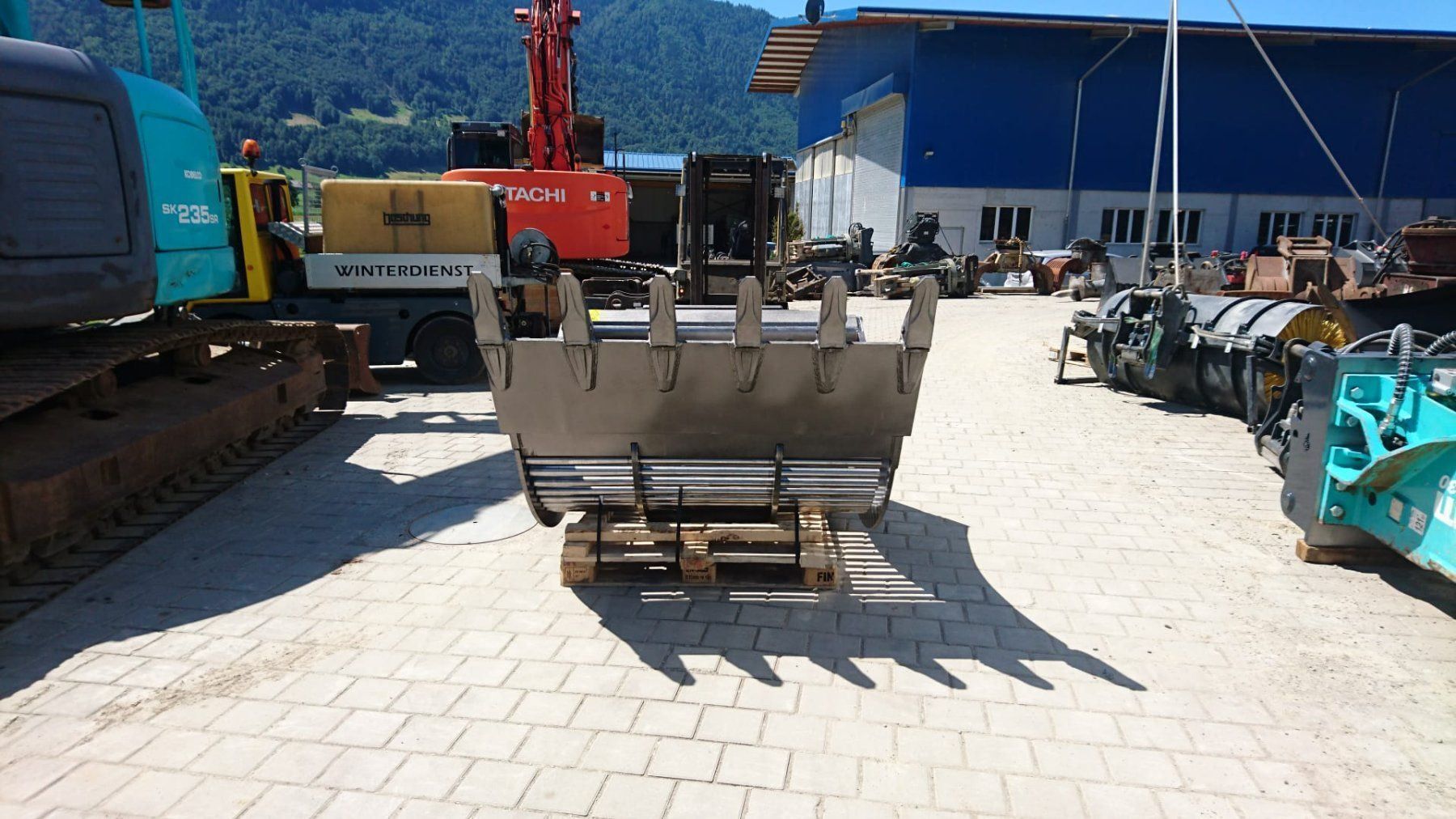 Escavatori: Hydraulische Siebschaufel für Bagger – Nuovo e nell'imballaggio originale da Beckenried venduto da 2D-BauAG 5