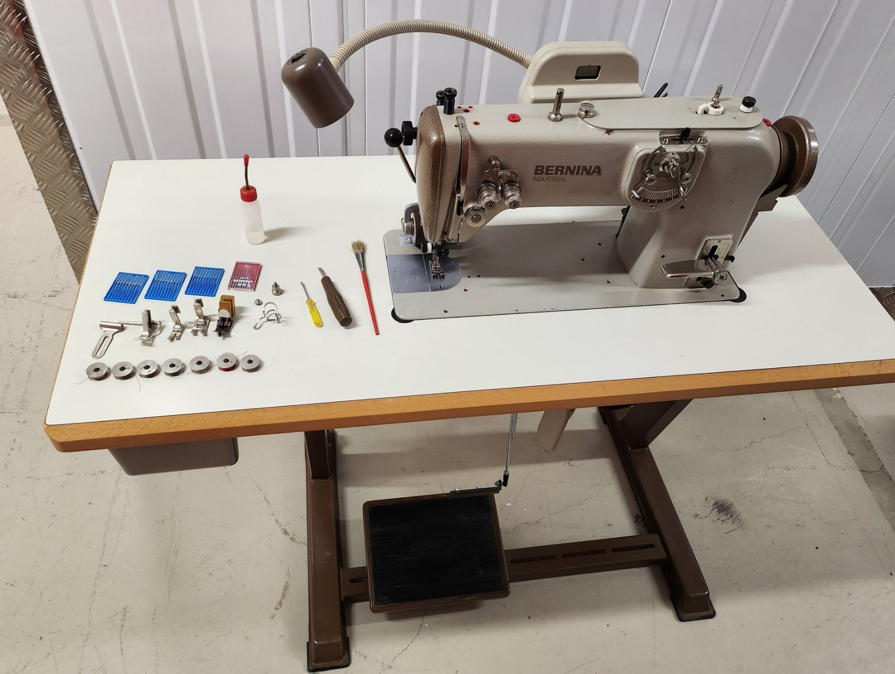 Bernina Nähmaschinen: Industrienähmaschine Bernina 217 – Gebraucht aus Rheinfelden von  1