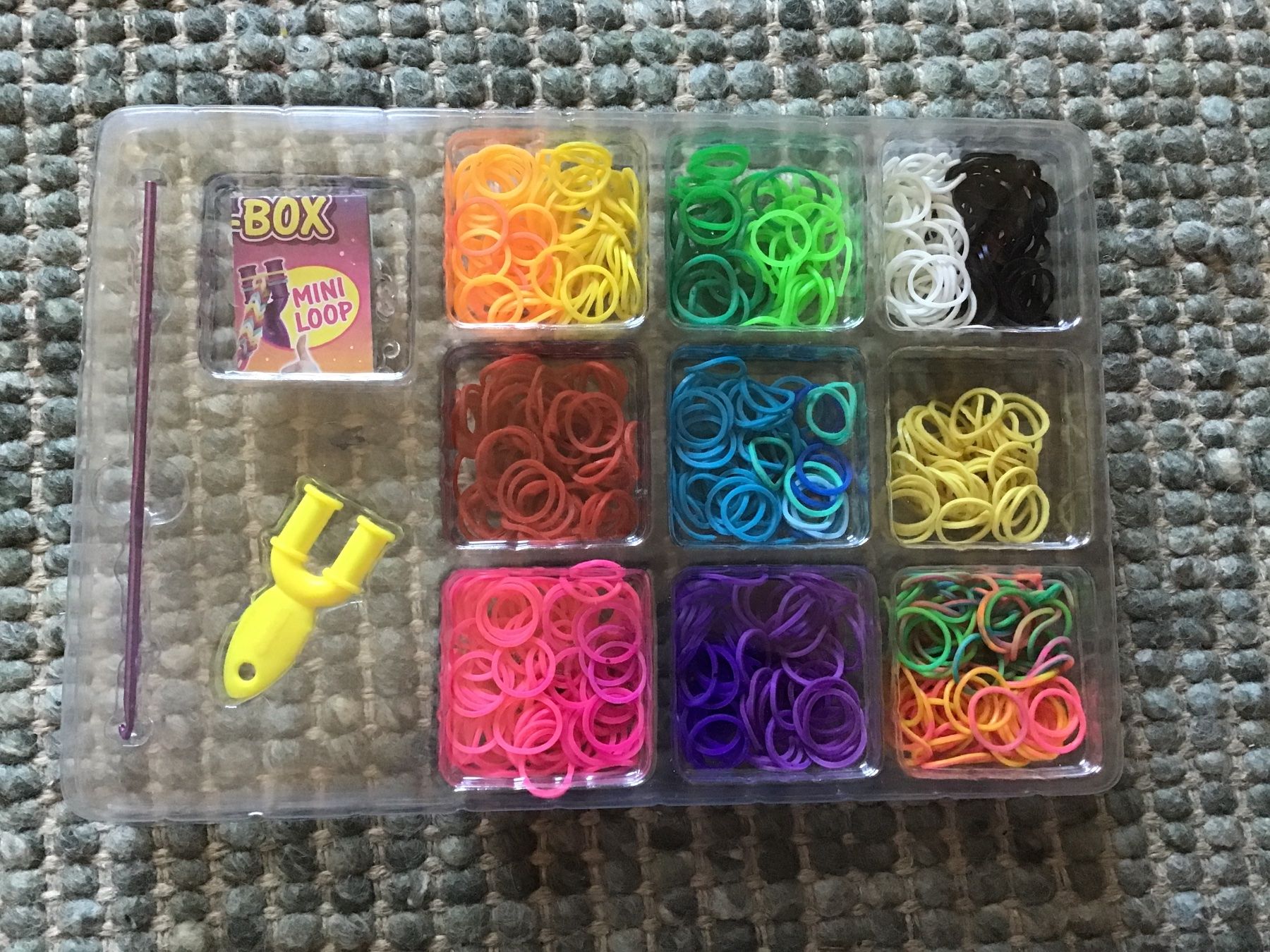 Kit bricolage: Bastelset: Craze Loops Fun-Box, Armbänder selber machen! – Usato da Langrickenbach venduto da orangecircledance 1