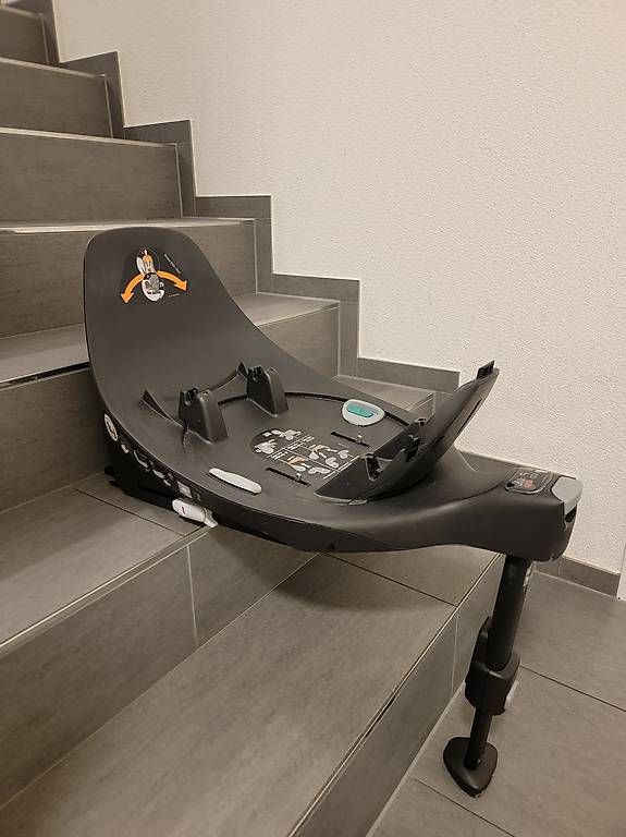 Cybex Seggiolini per auto: Cybex Cloud Z i-Size Plus, inkl. Base Z – Usato da Hochfelden venduto da designer_jk 4