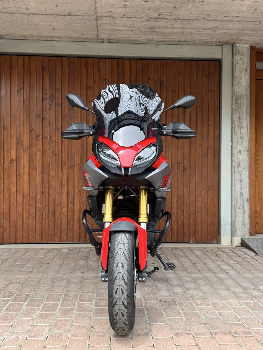 BMW Touring: BMW F900XR 35KW – Usato da Zermatt venduto da l.s2907 1