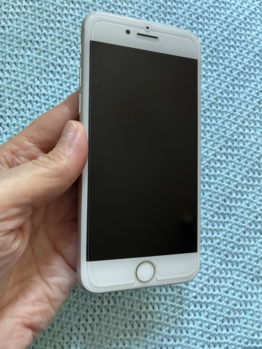 Apple Handys / Smartphones: iPhone 8 256gb weiss – Neu (gemäss Beschreibung) aus Basel von baloon8 3