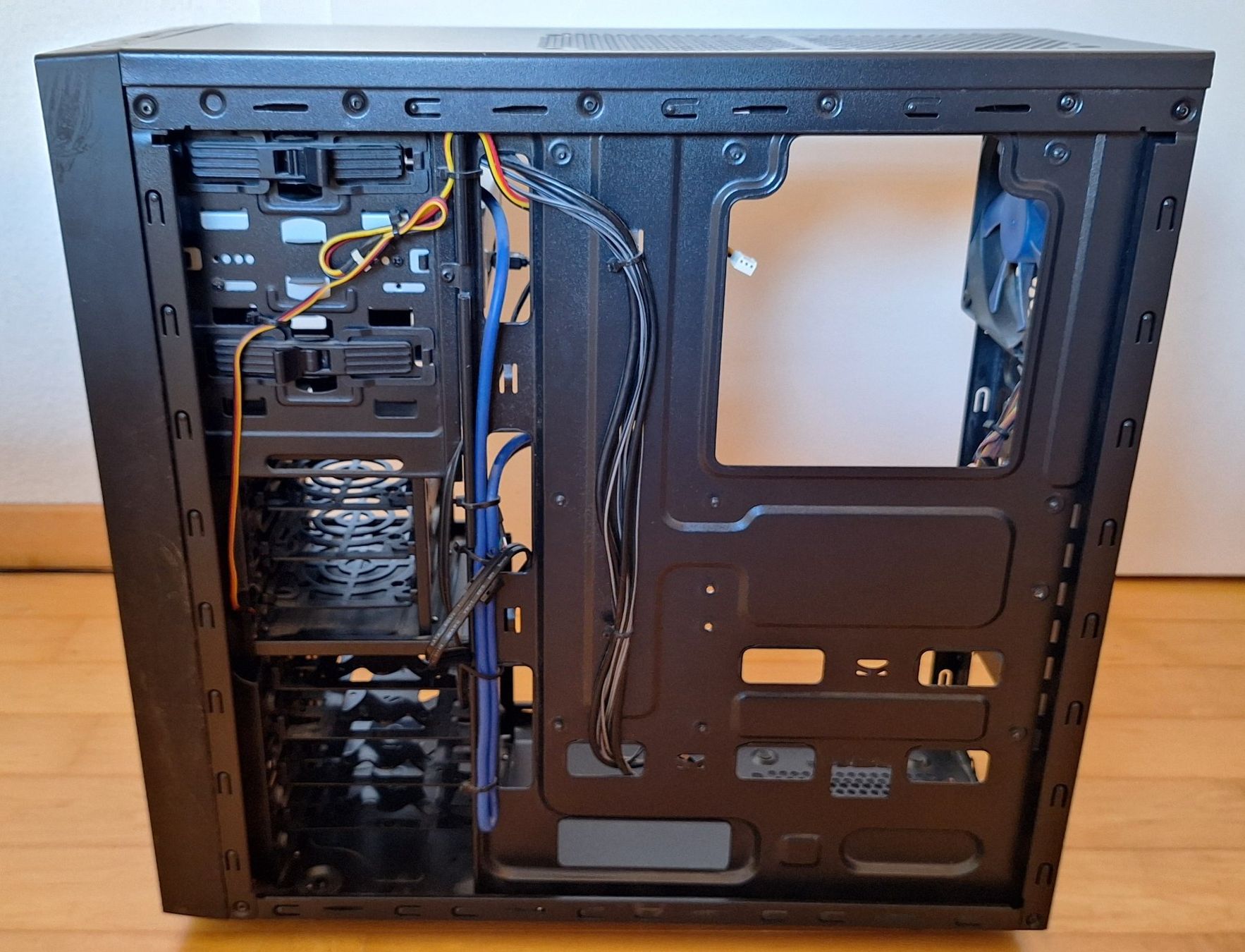 Gehäuse: PC-Case Deepcool Tesseract, Midi-Tower - black | MIFCOM – Gebraucht aus Zeiningen von Bonzei 4