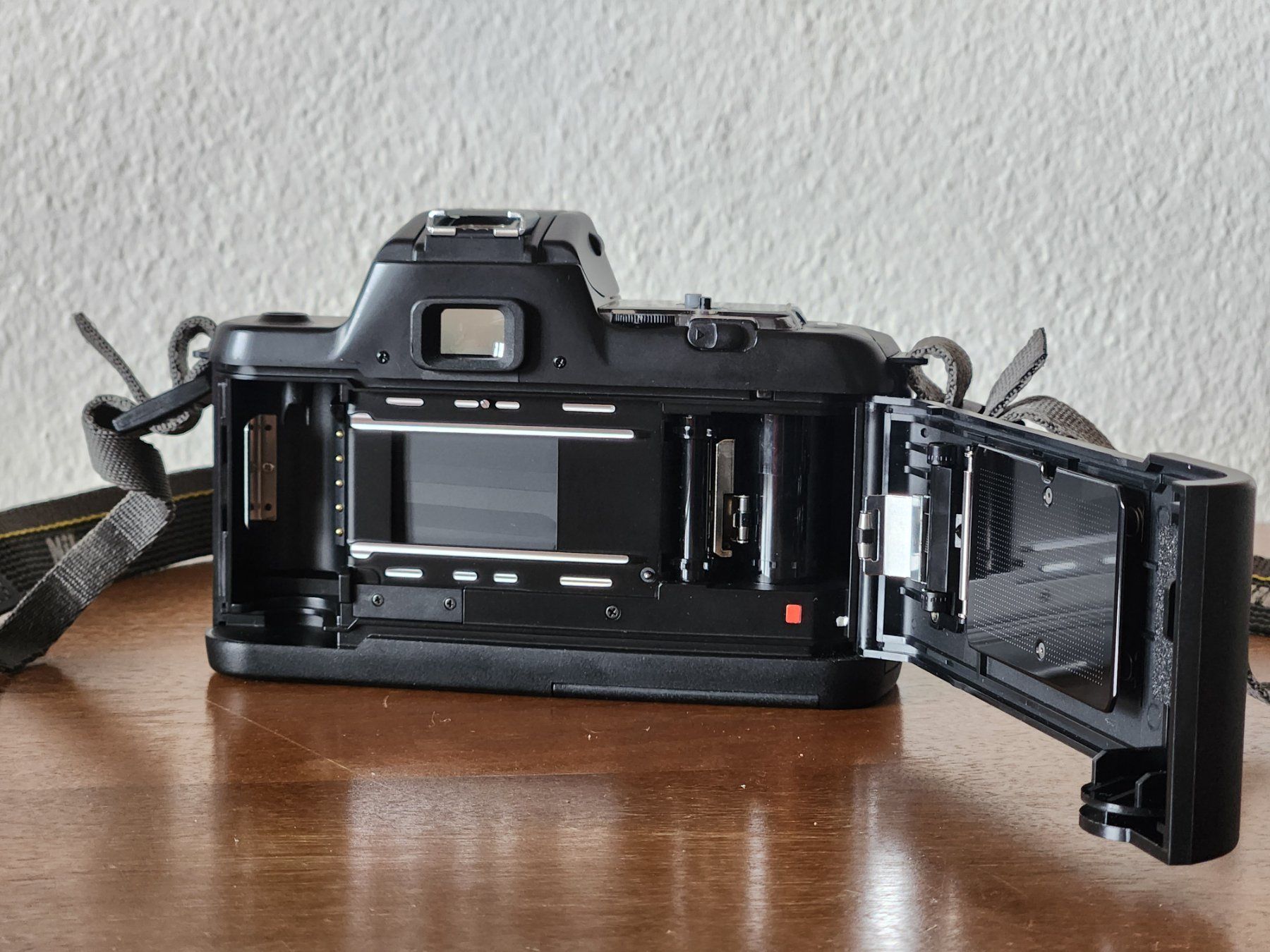Nikon Fotocamera: Nikon F-401 S – Usato da Oberwil b. Zug venduto da adi_r8nm 5