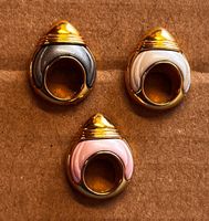 Pin, Parfums Boucheron