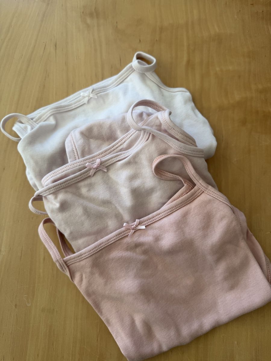 H&M Biancheria intima: Bodys 92 kurzarm und Trägerbodys – Usato da Chur venduto da san_b6yj 1