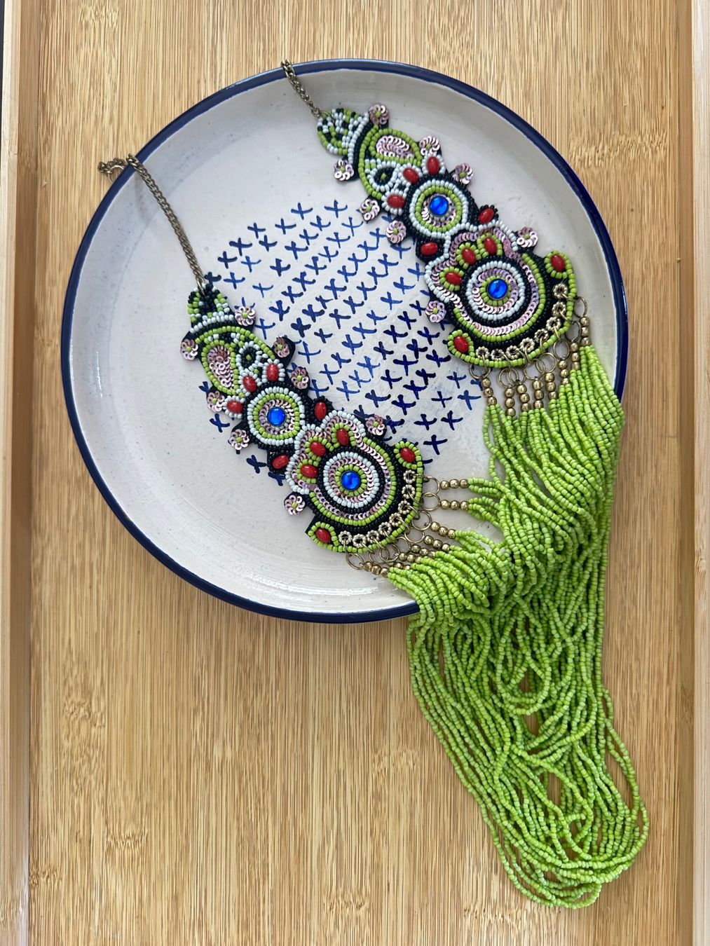 Ketten: Statement Necklace beaded green multi-strand Boho style – Gebraucht aus Zürich von kri_zhv2
