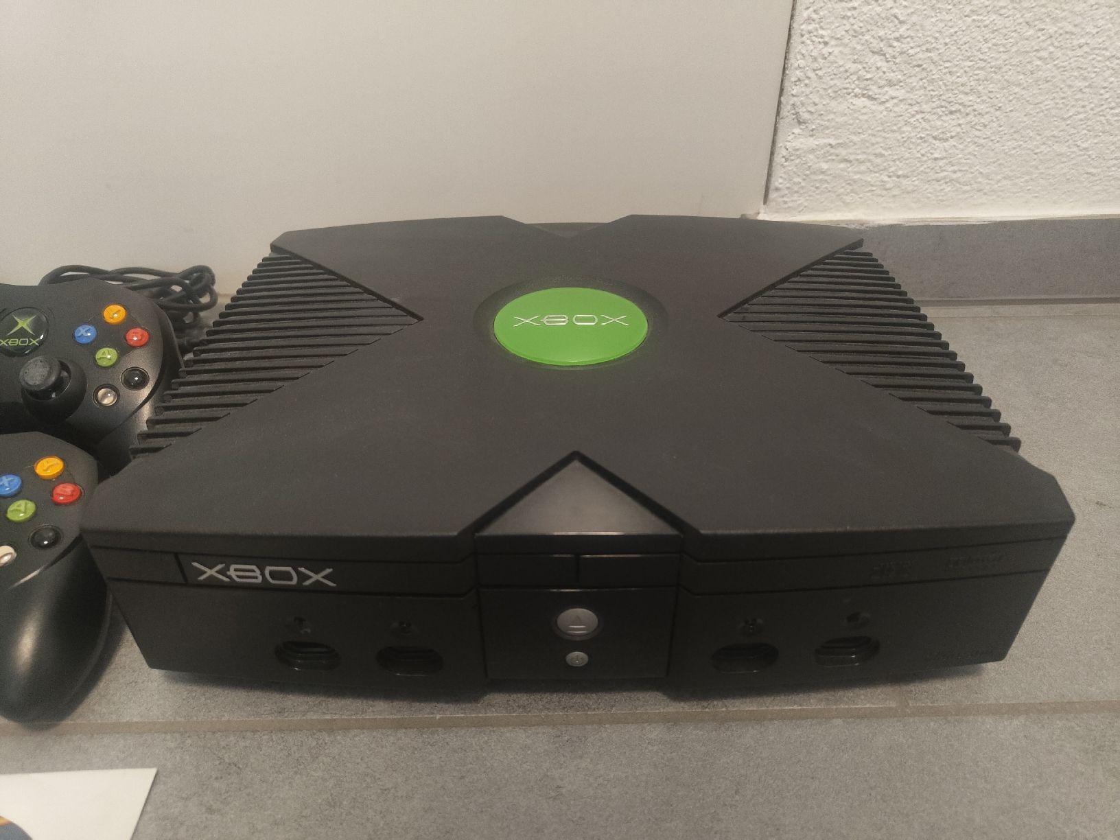 Microsoft Konsolen: Xbox + 4 Controller + Spiel – Defekt aus Frauenfeld von Kepow 1