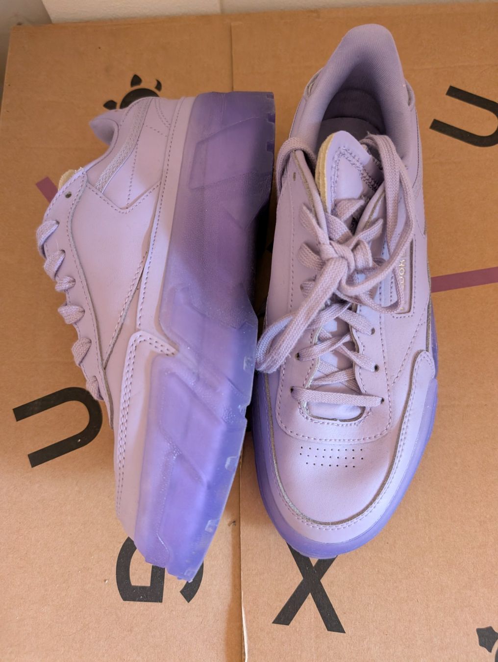 Reebok Scarpe da donna: Reebok Sneaker lila – Usato da Frauenfeld venduto da Shiranui 1