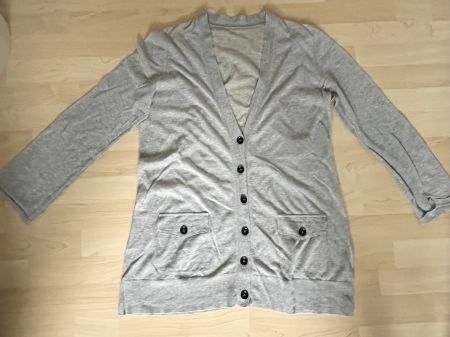 Marc Cain: leichte Strickjacke, Cardigan, grau M