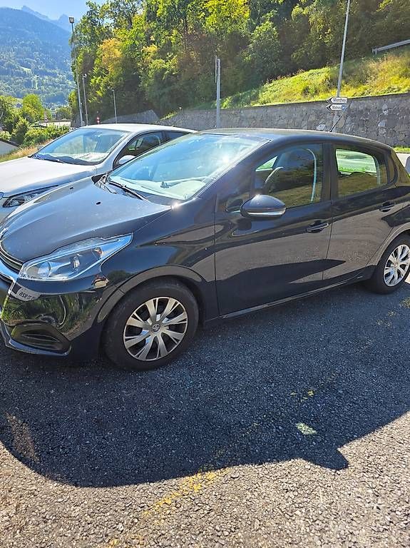 Automobili: Pegeout 208 – Usato da Val-d'Illiez venduto da saratx19