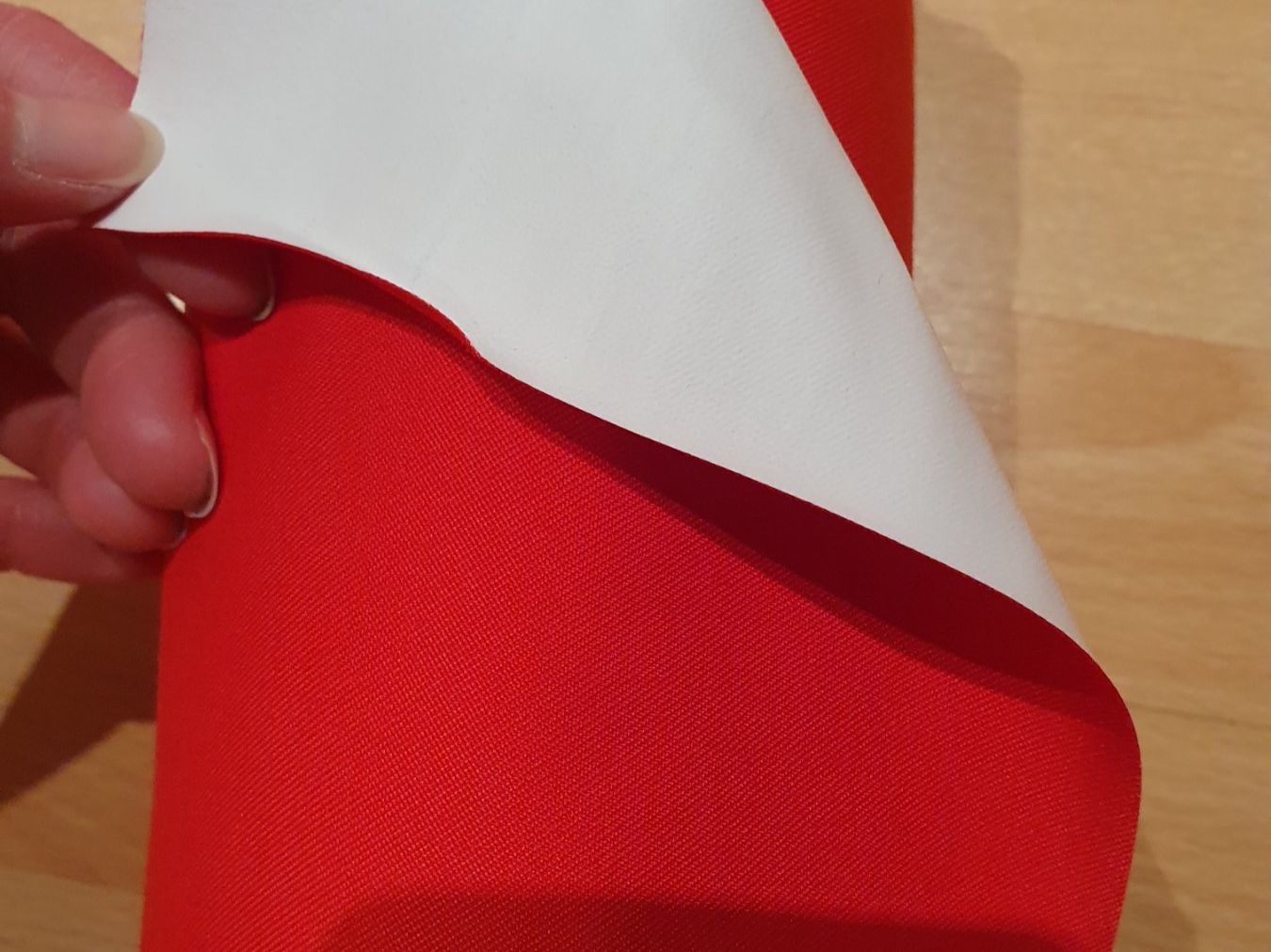 Tessuti: Stoff rot wasserdicht 2m – Nuovo (secondo la descrizione) da Bärau venduto da schneider_lein 1