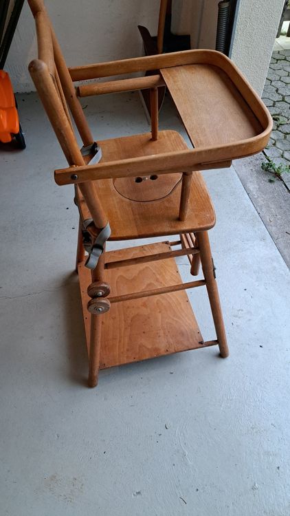  Holz-Hochstuhl (Gebraucht) in Muttenz für CHF 20 – nur Abholung auf 