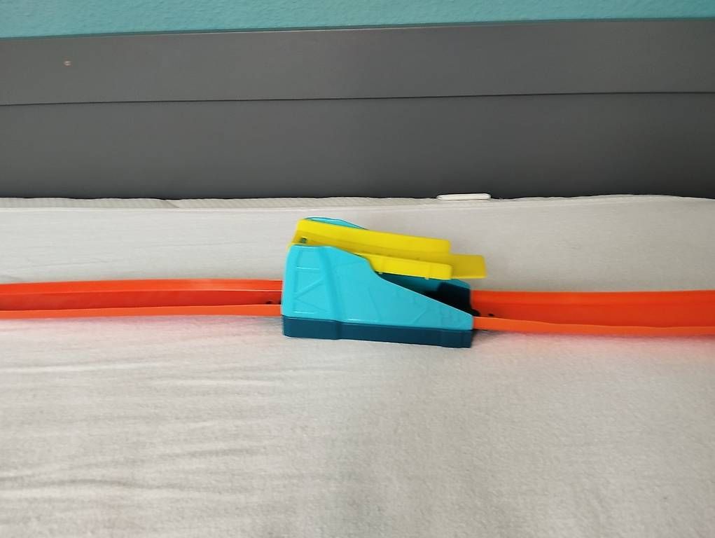Modellautos: Hot wheels sauts  – Gebraucht aus La Chaux-de-Fonds von Nivi 2