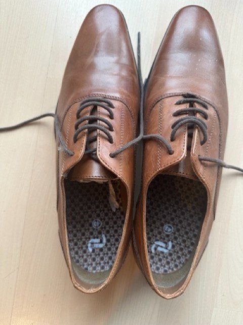 chaussure marron costume