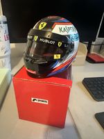 Casque Raikkonen Ferrari 2017 1:2 emballages d’origine