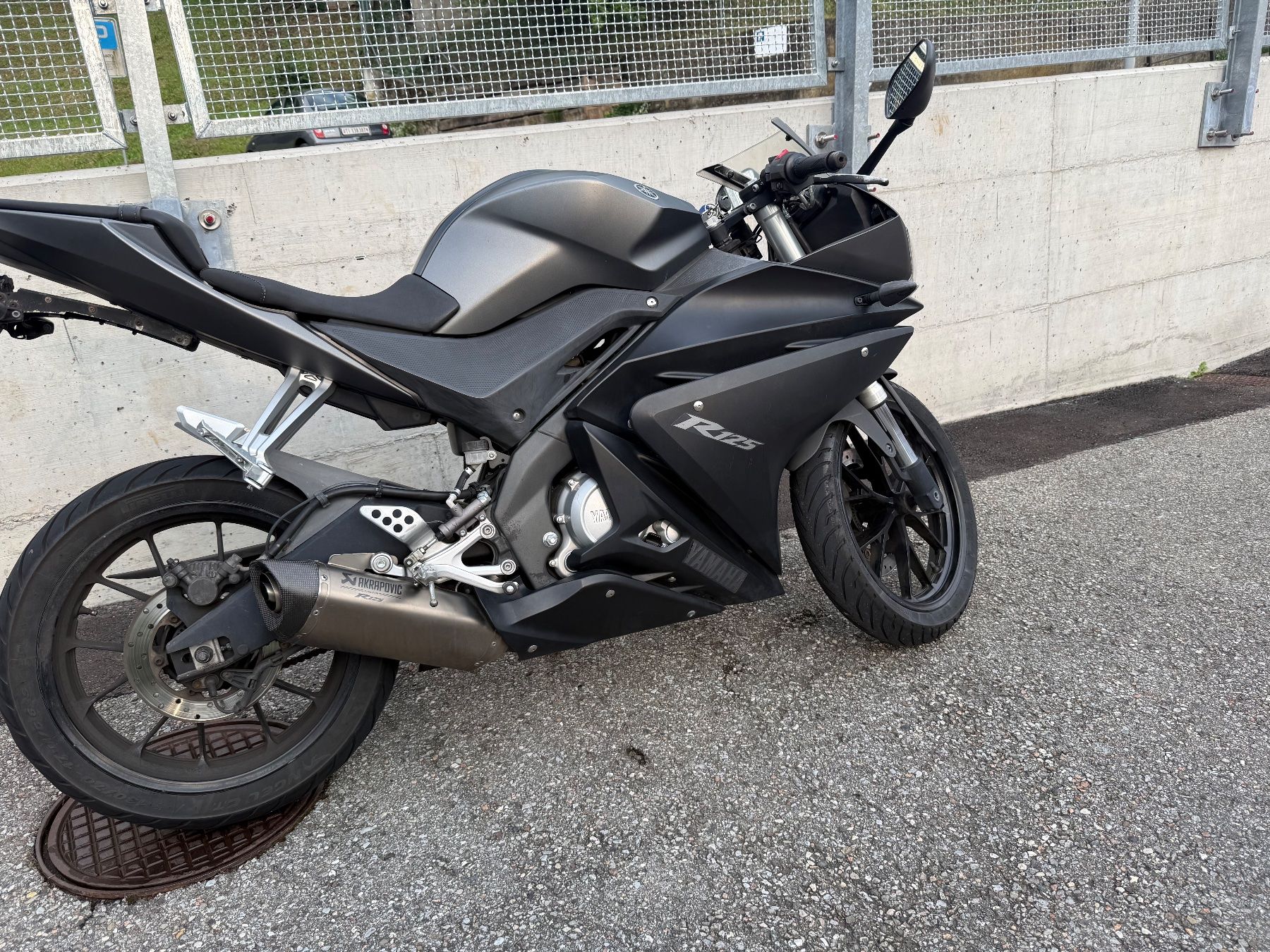 Yamaha Strada: Yamaha YZF-R125A 2016 – Usato da Lugano venduto da nav_drq5