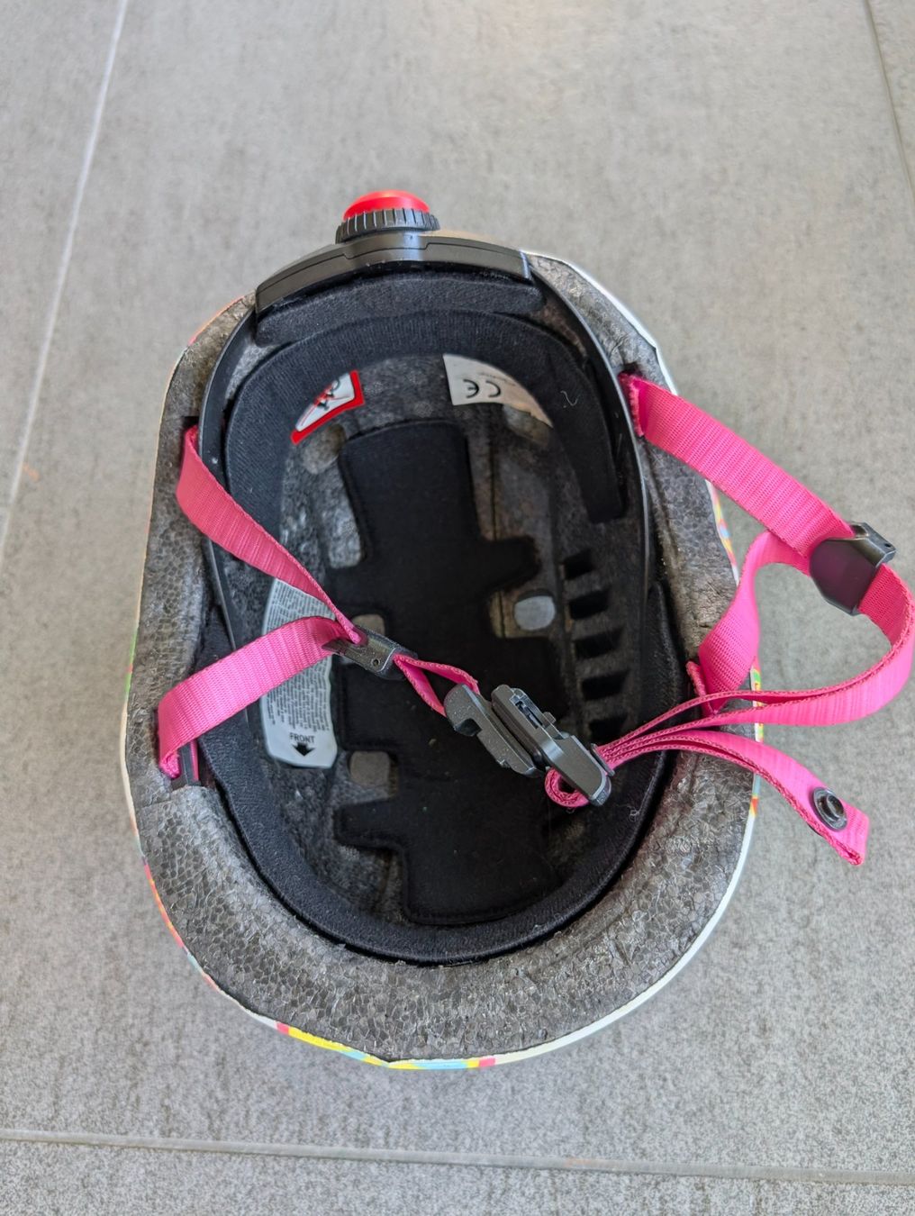 Caschi: Kinder Micro Helmet 48-53cm – Usato da Altendorf venduto da chrapo 1