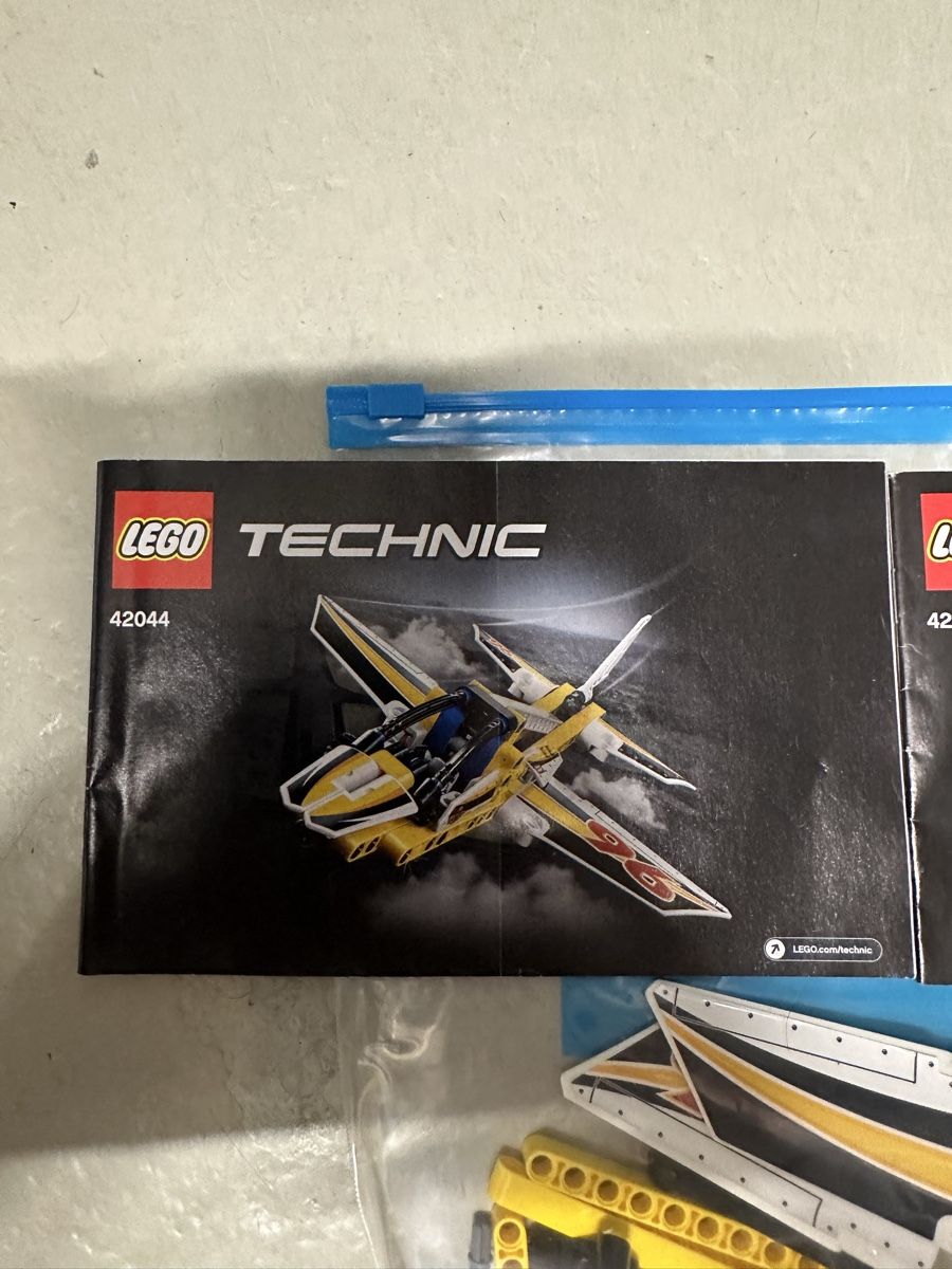 Lego Baukästen: Lego Technic Flugzeug 42044 – Gebraucht aus Zell LU von TinuR480 1