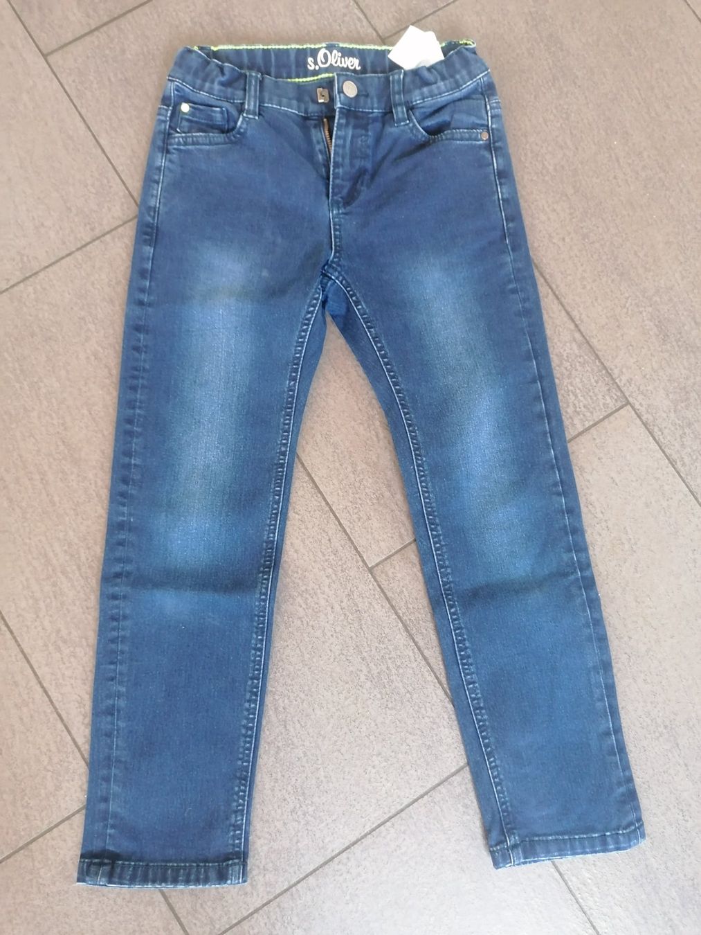 S.Oliver Pantaloni: Jeans Mädchen Gr. 128 – Nuovo e nell'imballaggio originale da Appenzell Enggenh. venduto da vario414
