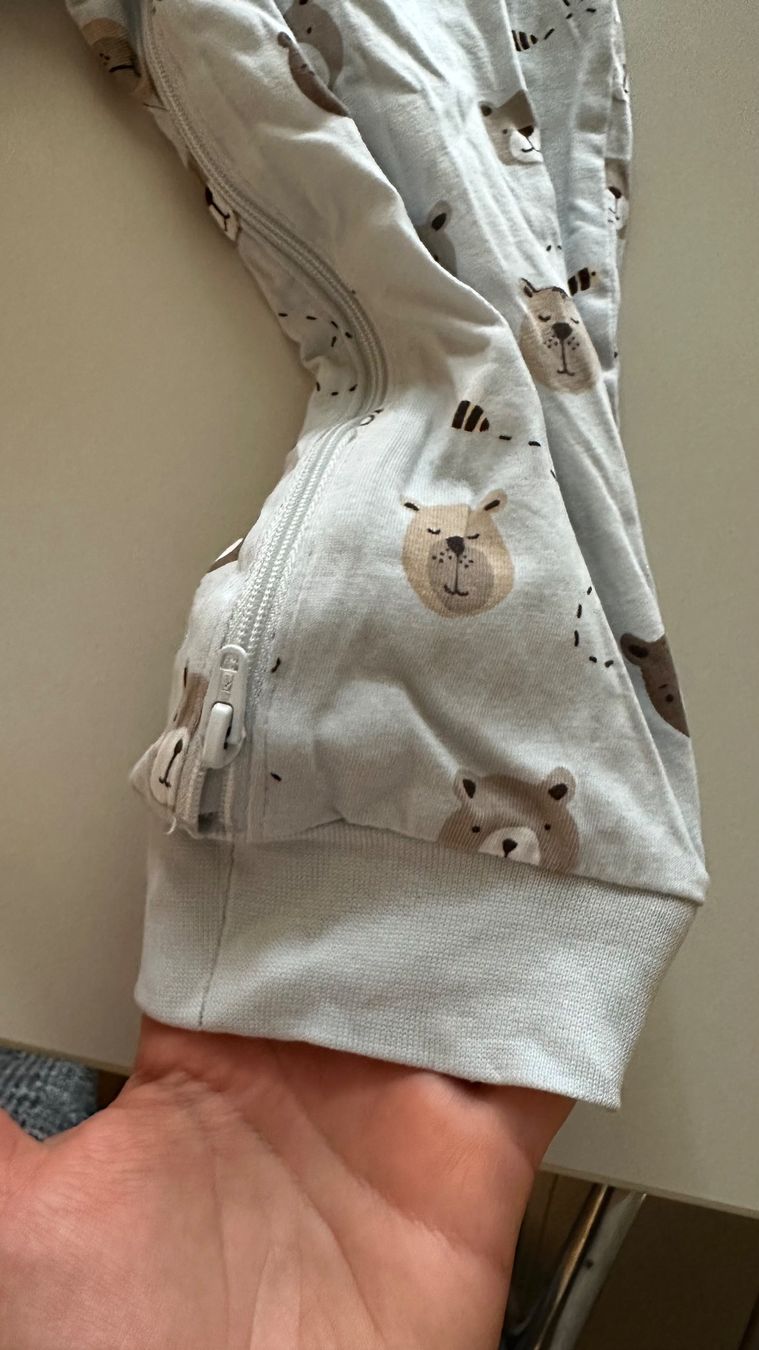 Pigiami: Bear Print Baby Sleepsuit - Size 98 – Usato da Zürich venduto da KrisZH 1