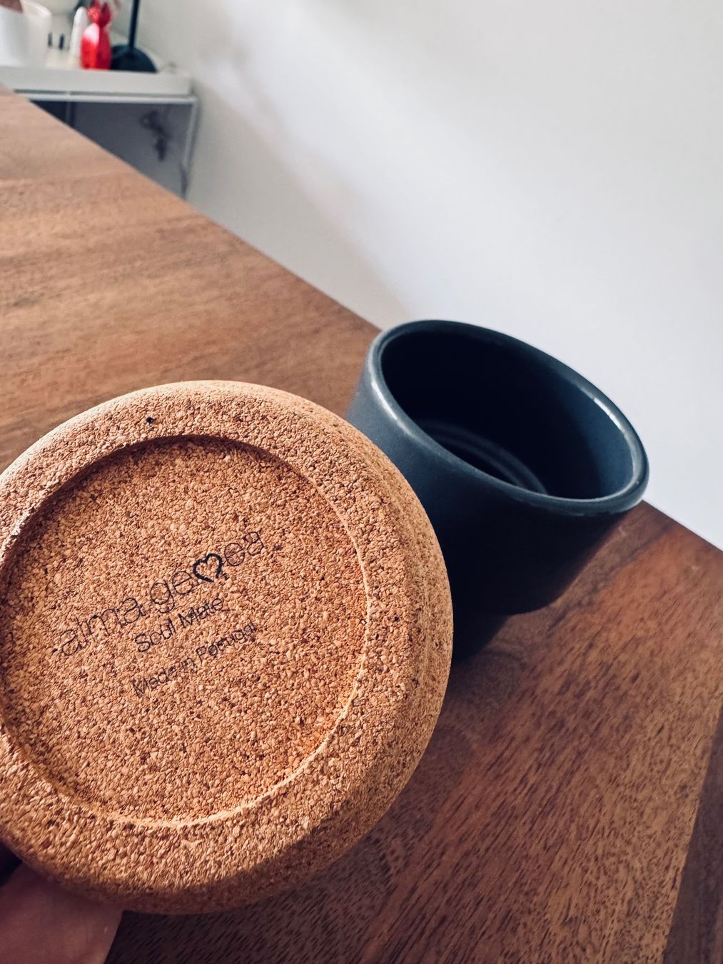 Tassen: Tasse mit Kork – Gebraucht aus Ennetbaden von DanielCPH 2